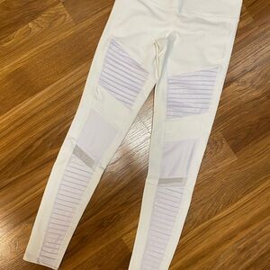 ALO Yoga White Leggings